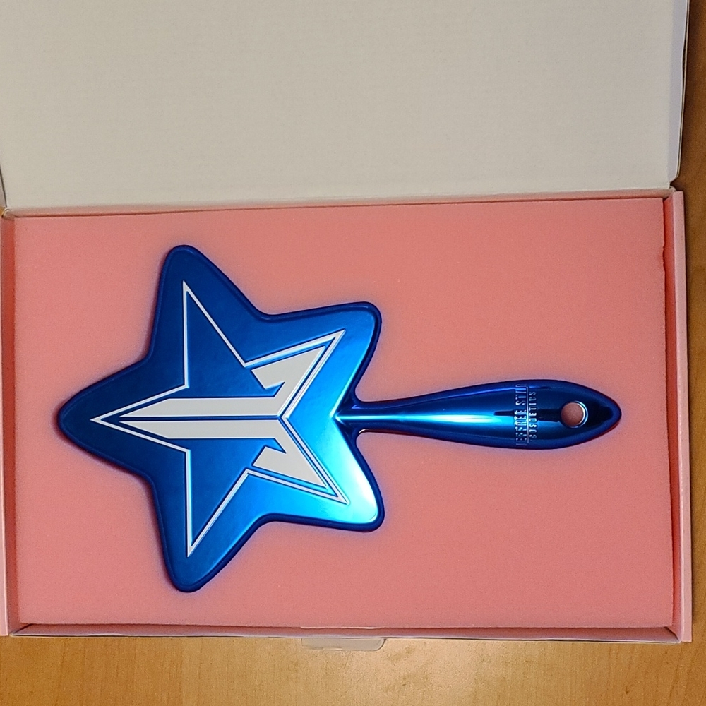 Jeffree star blue chrome mirror